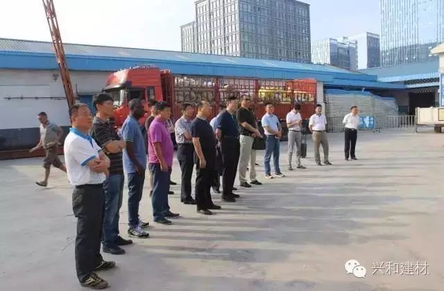 万秀|记事|湖北省住建厅、设计院领导及专家一行 莅临星河集团参观指导